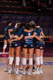 NBA｜老鹰啄伤勇士 公牛客场撞翻湖人